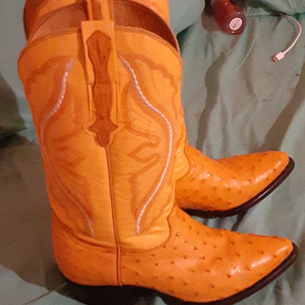 Rodeo Custom gold Ostrich leather cowboy boots 9½